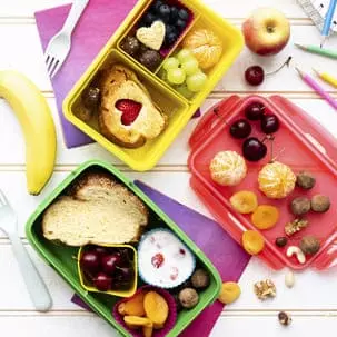 AnyConv.com__kids-food-lunchbox-design-with-healthy-snacks